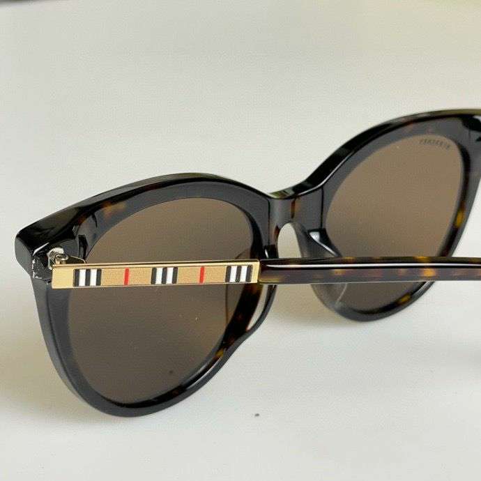 Picture of Burberry Sunglasses _SKUfw46569378fw